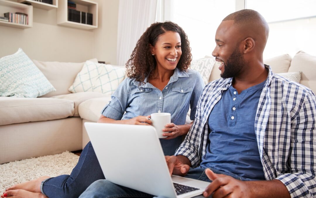 4 Steps to Avoid Money Issues as a Couple